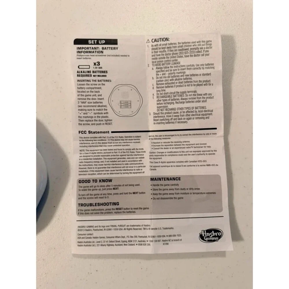 Trivial Pursuit Hasbro Electronic Game w/ Instructions